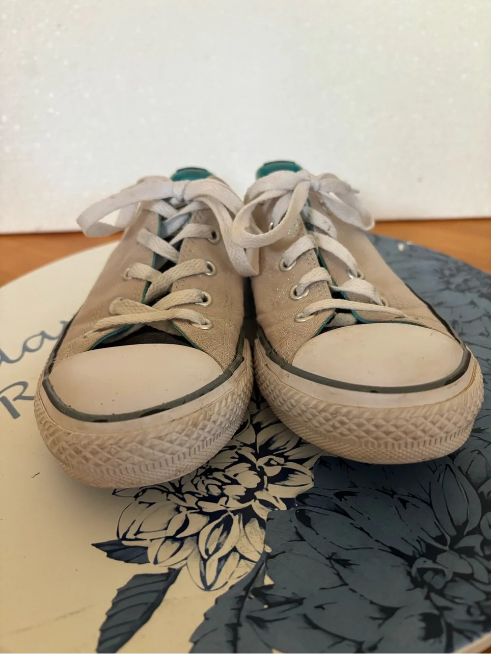 Converse All Star Glitter Low Tops Kids Size 3